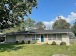 708 S West St, Tremont IL 61568