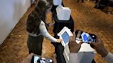 Paso a paso: así se emite el voto en urna electrónica para mexicanos en EEUU