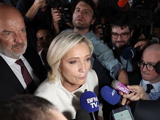 Le Pen lamenta su derrota pero dice que ha logrado "una victoria en diferido"