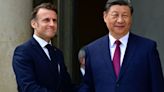 Emmanuel Macron brutally snubbed by China's Xi Jinping outside Elysee Palace