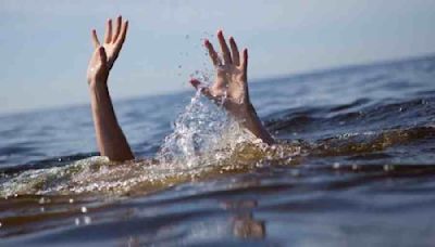 Maharashtra: Two fishermen drown in sea as boat capsizes off Sindhudurg coast