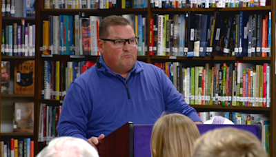 Onalaska High School Alumni honors David Limberg for community leadership