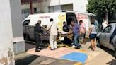Balean a tesorera de Texistepec, Veracruz; sicarios persiguen ambulancia para rematarla