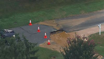 Large water main break shuts down area of Willow Grove Road in Montgomery County