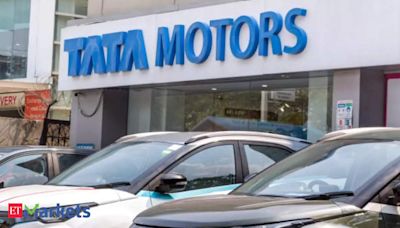 Tata Motors shares rally 4% to fresh 52-week high on Nomura upgrade - The Economic Times