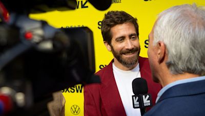 Jake Gyllenhaal's legal blindness helps him in movie roles