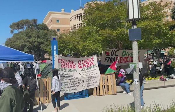 Pro-Palestinian protest encampment grows at UC Irvine