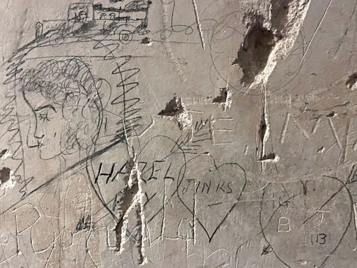 The American D-Day soldiers who left messages in a castle