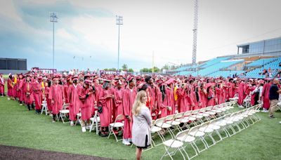 N.Y. Gov. Hochul launches campaign to encourage students to complete FAFSA