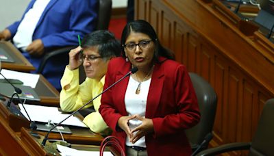 Perú Libre propone derogar pensión vitalicia para expresidentes de la república