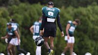 Eagles training camp observations: DeVonta Smith reminds us he s still really good