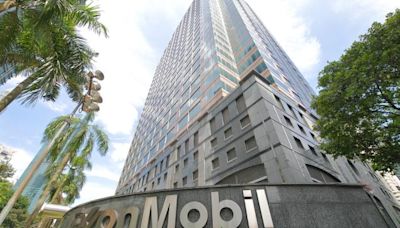 ExxonMobil (XOM) Trading Staff Opposes London Relocation Plan