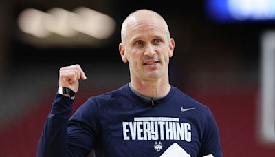 How UConn coach Dan Hurley will handle his elevated status: 'Responsibility comes with greatness'