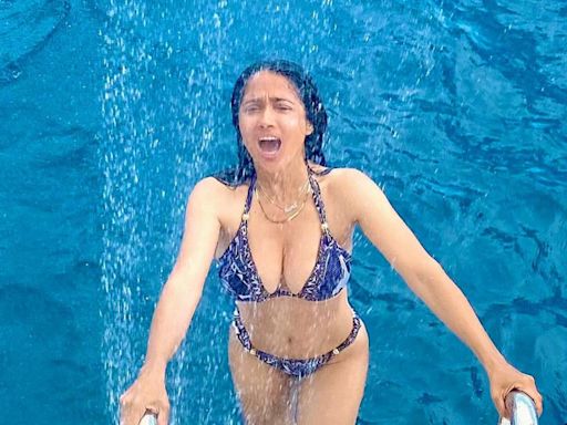 Salma Hayek's Family Stops Her From Taking a 'Bikini Pic in Peace'