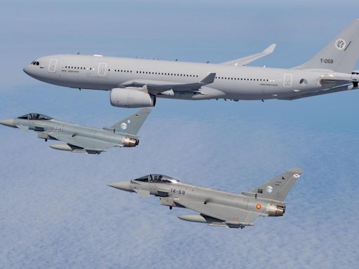 España participa en sus primeras maniobras aéreas conjuntas con Japón