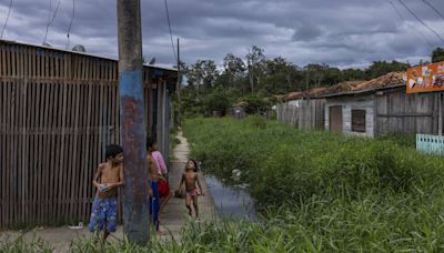 Fome invade casas de ribeirinhos no Marajó e crianças ficam sem merenda após jornadas até escolas