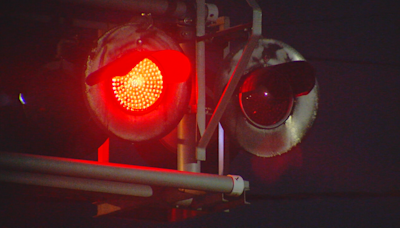 Man struck and killed by train in Boone County