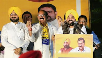Punjab CM Mann targets Congress candidate, takes jibe at Sukhbir Badal