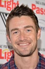 Robert Buckley