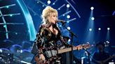 Dolly Parton Debuts New Rock Song During Rock & Roll Hall Of Fame Induction Ceremony
