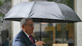 Senador estadounidense Menéndez, en juicio por corrupción, se presenta como independiente