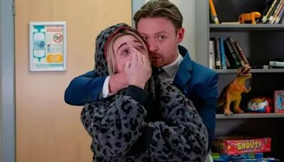 Coronation Street fans call out massive plothole as Lauren Bolton returns