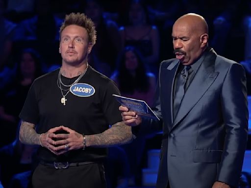 Papa Roach Compete On Family Feud, Tease Carrie Underwood Collab