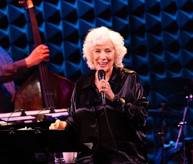 Photos: Tony Award-Winner Betty Buckley Performs at Joe's Pub