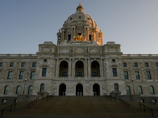 MN legislative session comes to chaotic close as DFL passes giant last-minute bill