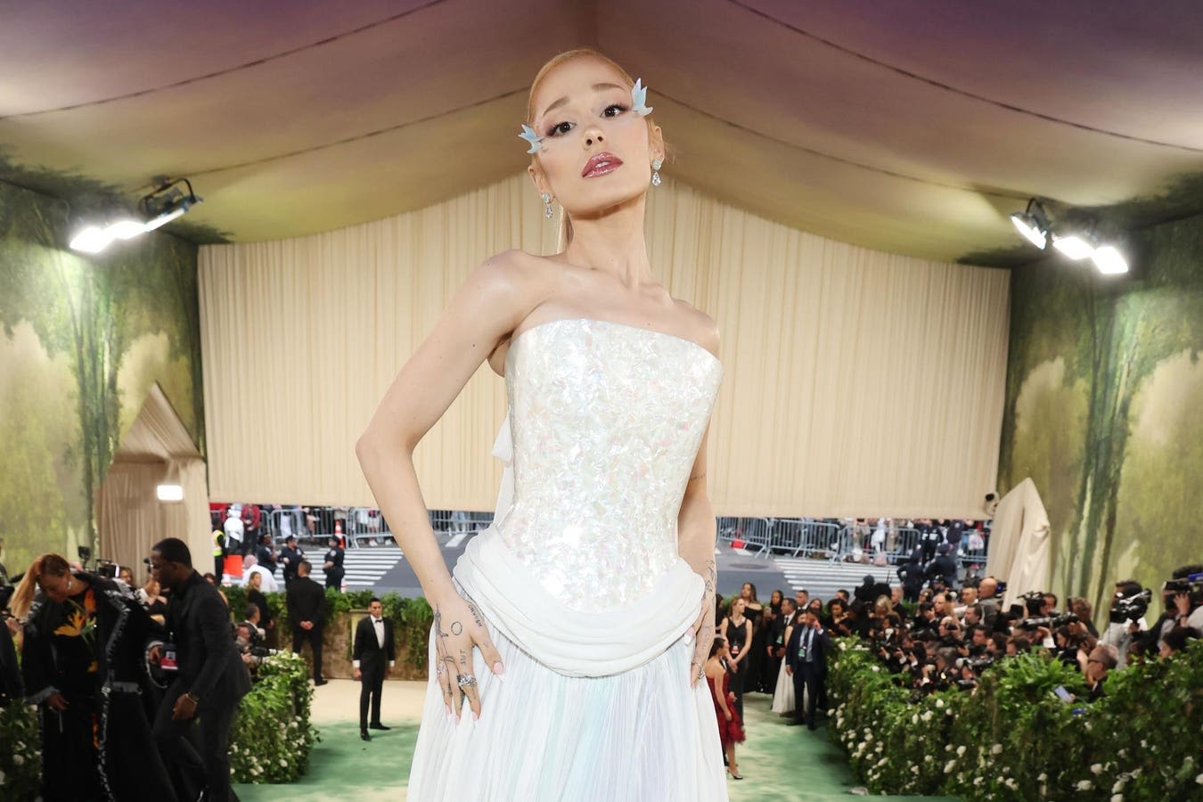 Ariana Grande’s Grammy-Winning Album Surges 6,400% In Sales