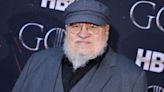 Fans de Game of Thrones acusan de racismo a coautores del nuevo libro de George R.R. Martin