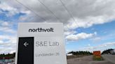 Suède : La police enquête sur un éventuel lien entre trois décès d’employés d’une usine de batteries