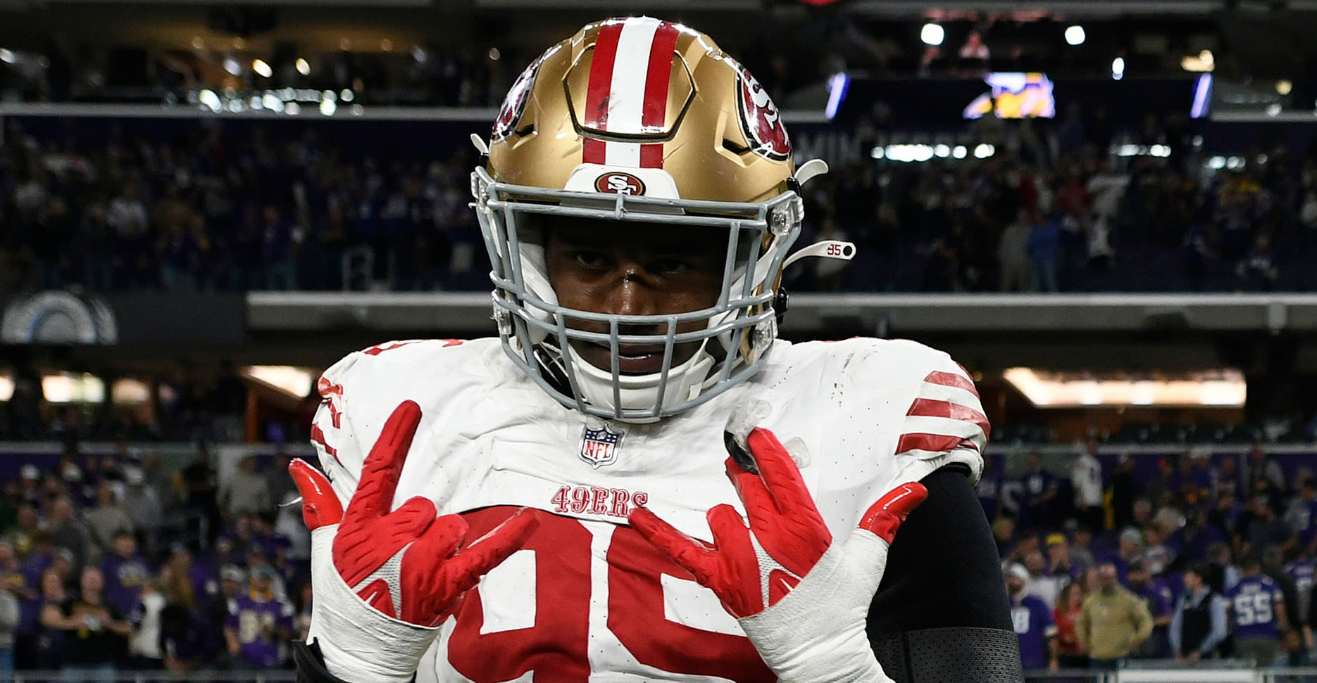 Promising 49ers DE Warned About Being Released Before 2024 Season