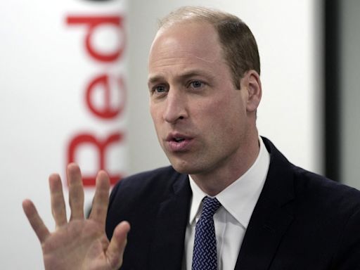 Príncipe William recorre a 'irmãos substitutos' em meio à batalha de Kate Middleton contra o câncer