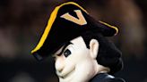 Vanderbilt football lands transfer commitment from Furman long snapper Julian Ashby