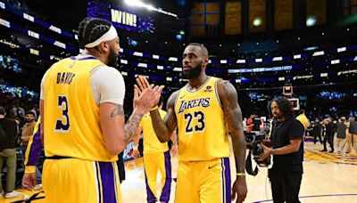 Anthony Davis says he’ll recruit LeBron James back to Lakers this offseason