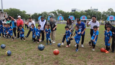 璉紅盃五人制幼兒足球錦標賽開踢 33園所參賽盛況空前