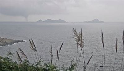 Heavy Rains Hit Southern China as Hong Kong Spots a Waterspout