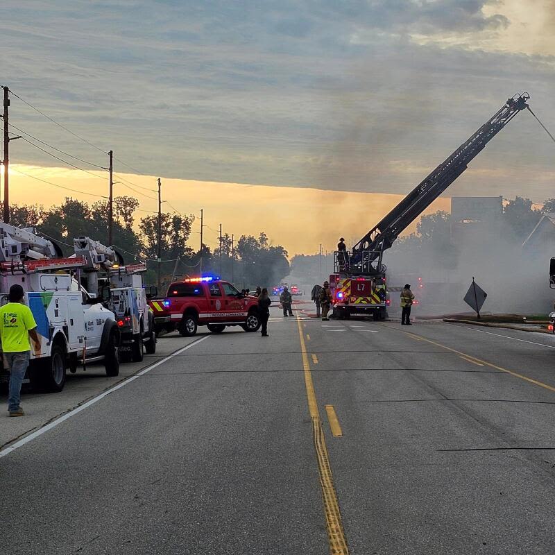 Crews battling fire at Cedar Rapids’ Lighthouse Inn Supper Club