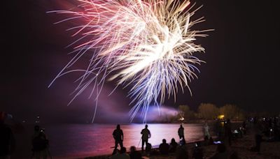 Planning on seeing Victoria Day fireworks? Here’s what you need to know for shows in Toronto, southern Ontario