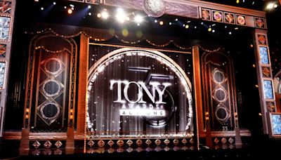 At Tony Award nominations, there's no clear juggernaut but opportunity for female directors
