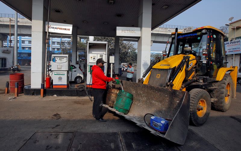 India's July diesel, jet fuel exports to Singapore, Australia set to hit 2-1/2-year high