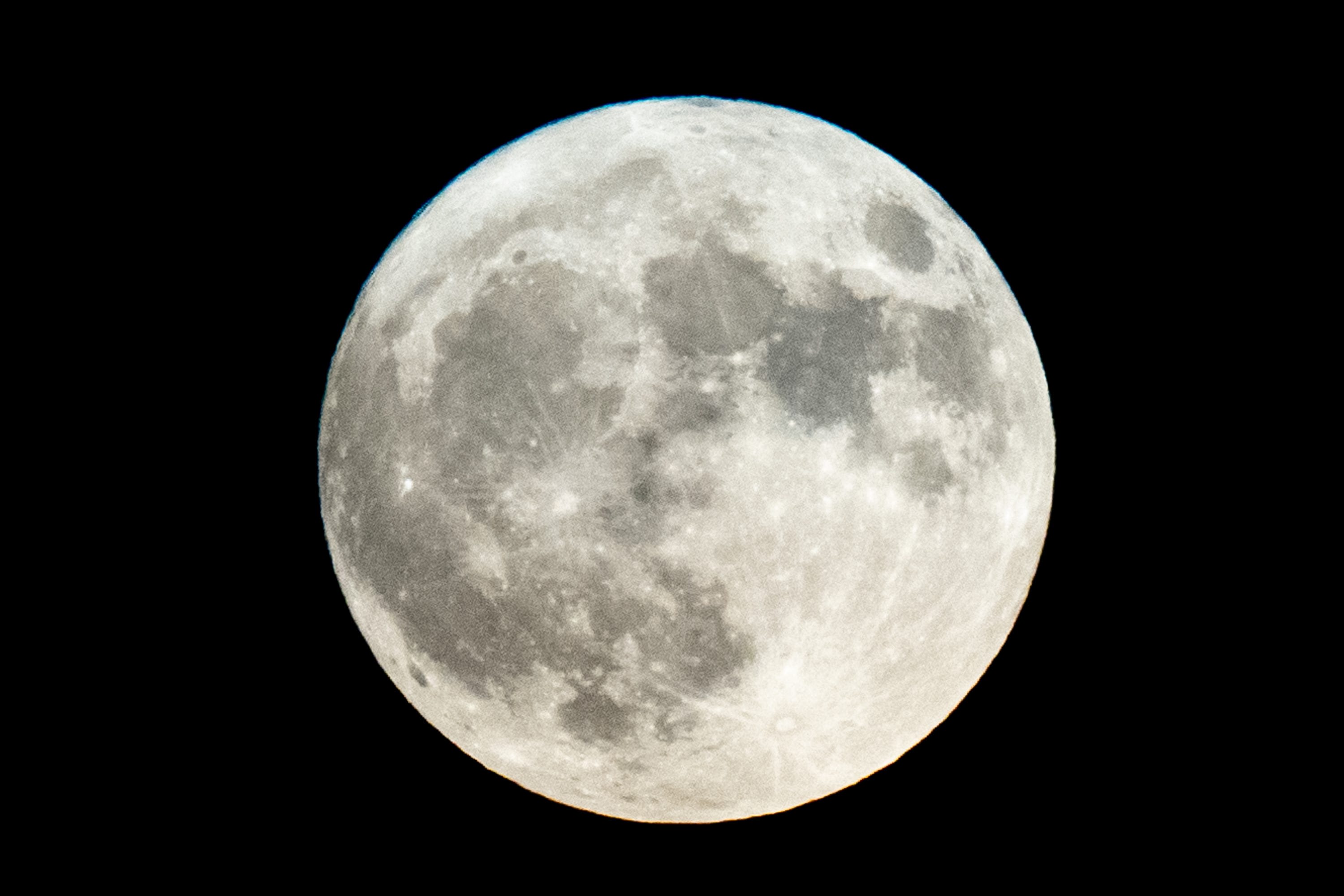 September's full moon will be supermoon and a partial lunar eclipse. Here's when it is