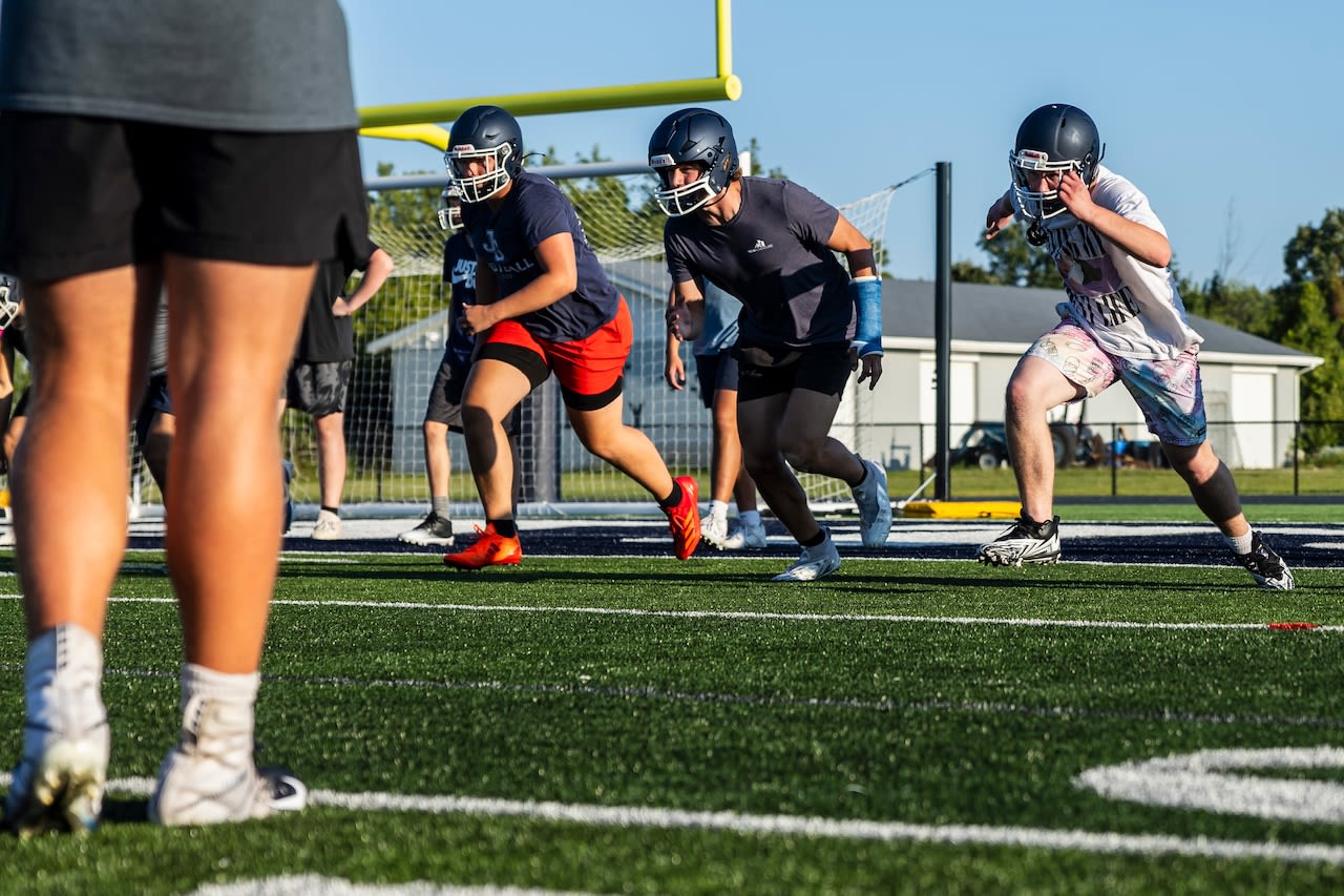 Bay City area TVC roundup Week 2: Glenn defense turns it around for shutout