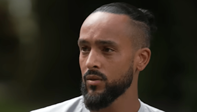 Theo Walcott tells Chelsea midfielder he should have joined Liverpool