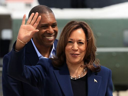 Kamala Harris has a 2% lead over Donald Trump in a new poll following Biden dropping out