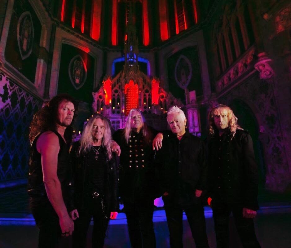 Saxon heading to C.R. on double bill