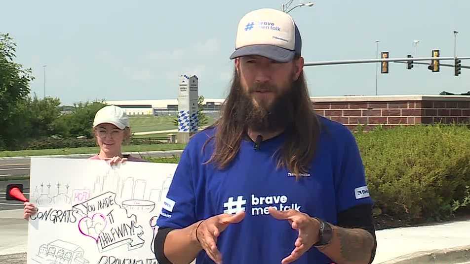 'Barefoot Dutchman's' cross-country trek arrives in Kansas City, sparks conversation on men's mental health