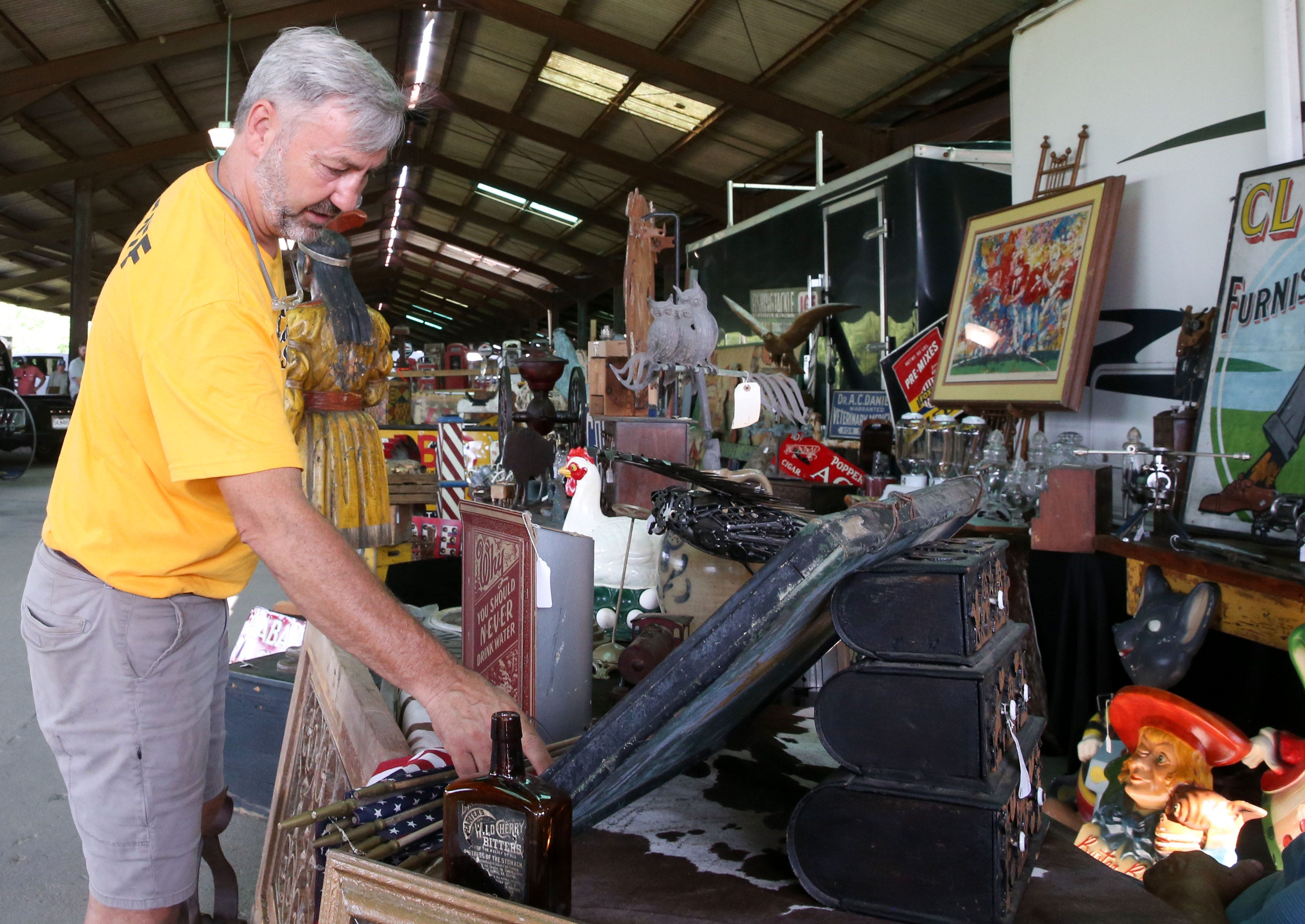 Pickers paradise: Rob Wolfe of 'American Pickers' touts vintage show as big crowd-pleaser