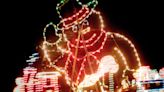 These amazing Christmas light shows in the Smokies and Knoxville are worth checking out!